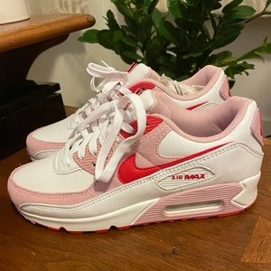 Nike Air Valentine Edition Size 7.5